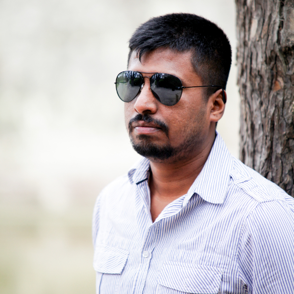 Photographer Thulapan Sothilingam