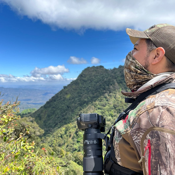 Photographer Miguel Tábora