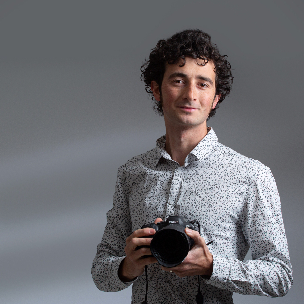 Photographer Leo Lespets