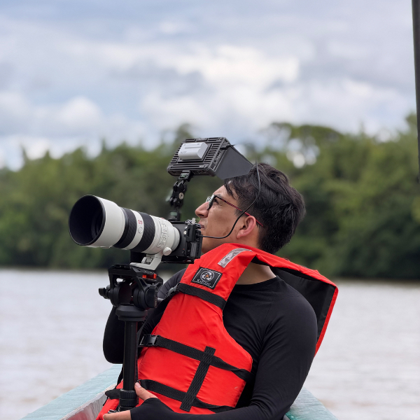 Photographer Daniel Santiana