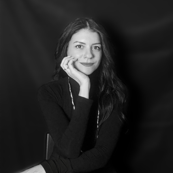 Photographer Eleanna Tavlikou