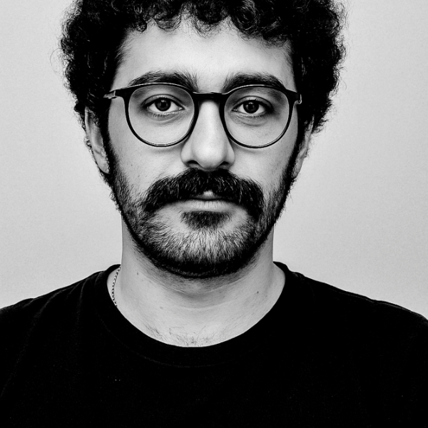 Photographer Nasser Rezaeian