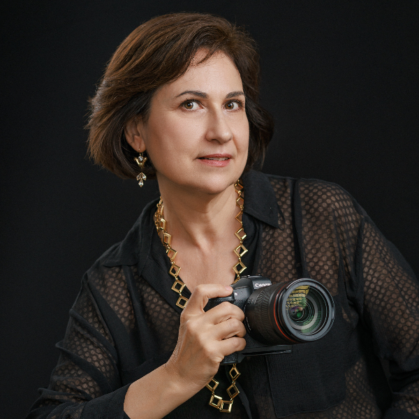 Photographer Cornelia Ghergut