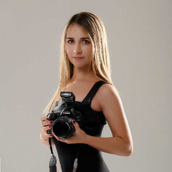 Photographer Oxana Zavyalova