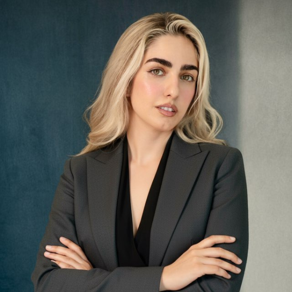 Photographer Rose Marzoghi