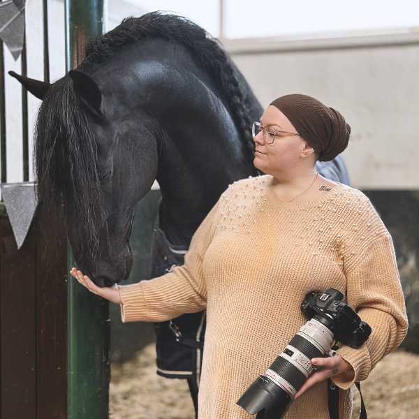 Photographer Erika Aouda