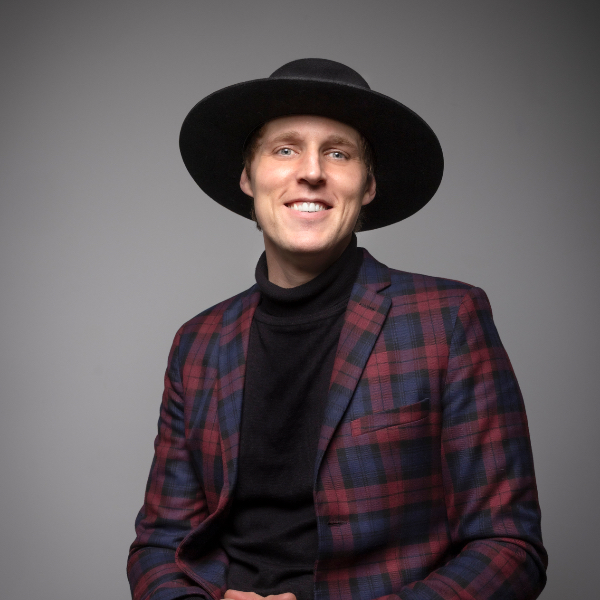 Photographer Andrew Raven Richardson