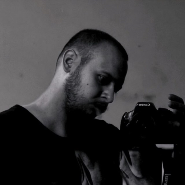 Photographer Kamyab Saraei
