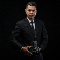 Photographer Naruedol Koonpol