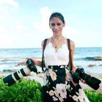 Photographer Vanessa Mendonça