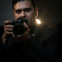 Photographer Israel Martínez Valdés